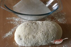Przygotowanie przepisu Chrupiący sypany domowy chleb bez wyrabiania ciasta, krok 7