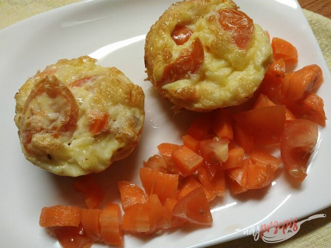 Przepis Jajeczne muffinki z warzywami