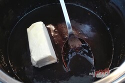 Przygotowanie przepisu Fenomenalne bananowo-czekoladowe ciasto, krok 7