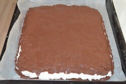 Przygotowanie przepisu Pyszne kokosowe ciasto z czekoladą, krok 6