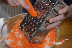 Przygotowanie przepisu Super smaczna sałatka z marchewki jak z restauracji, krok 1