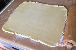 Przygotowanie przepisu Proste twarogowo jagodowe ciasto z kruszonką, krok 5