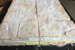Przygotowanie przepisu Fałszywe ciasto francuskie z kremem, krok 17
