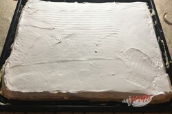 Przygotowanie przepisu Fałszywe ciasto francuskie z kremem, krok 11