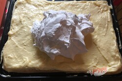 Przygotowanie przepisu Fałszywe ciasto francuskie z kremem, krok 10