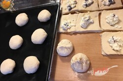 Przygotowanie przepisu Mięciutkie morawskie bułeczki jak od babci (ciasto ze śmietaną kremówką), krok 13