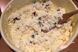 Przygotowanie przepisu Mięciutkie morawskie bułeczki jak od babci (ciasto ze śmietaną kremówką), krok 9