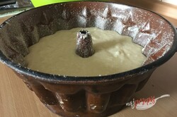 Przygotowanie przepisu Pyszna i soczysta kokosowa babka rafaelllo, krok 4