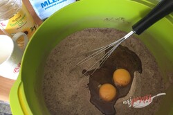 Przygotowanie przepisu Sypane jabłkowe ciasto z kakao Nesquik gotowe w 15 minut, krok 3