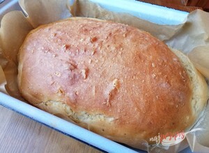 Przepis Hop siup chlebek bez wysiłku, bez wyrastania ciasta a do tego z chrupiącą skórką