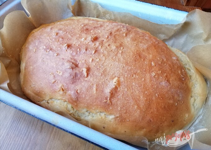 Przepis Hop siup chlebek bez wysiłku, bez wyrastania ciasta a do tego z chrupiącą skórką