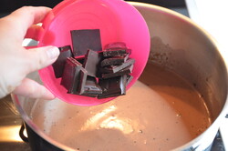 Przygotowanie przepisu Deser czekoladowy, krok 5