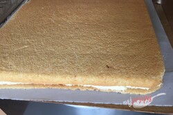 Przygotowanie przepisu Doskonałe miodowo ponczowe ciasto z kremem waniliowym, krok 7