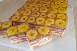 Przygotowanie przepisu Ciasto bananowe bez pieczenia - hit nadchodzącego lata, krok 4