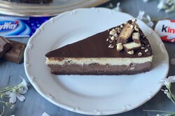 Przygotowanie przepisu Cheesecake o smaku Kinder chocolate i Milky way, krok 13