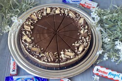 Przygotowanie przepisu Cheesecake o smaku Kinder chocolate i Milky way, krok 15