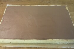Przygotowanie przepisu Najprostsza rolada czekoladowa, krok 7