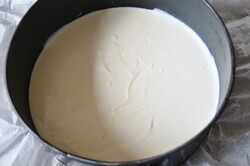 Przygotowanie przepisu Truskawkowy tort bez pieczenia, krok 5