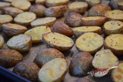 Przygotowanie przepisu Pieczone ziemniaki z francuskim sosem, krok 5