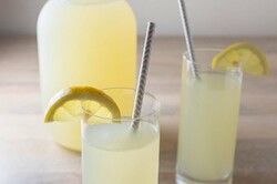 Przygotowanie przepisu 12 pomysłów na lemoniady, które Cię orzeźwią podczas gorącej letniej pogody, krok 12